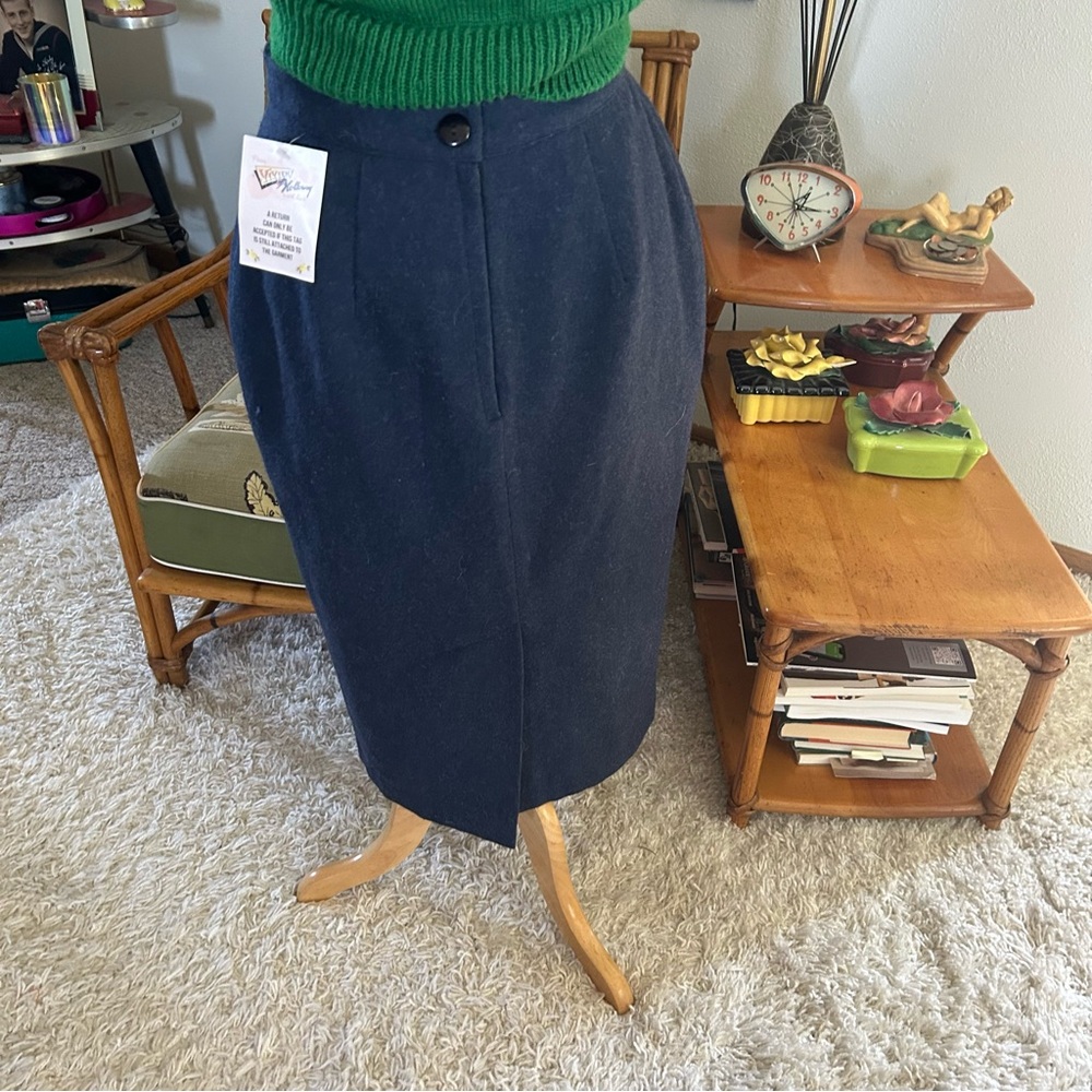 SOLD Retro Skirt 1950s Style Pencil Navy Blue Wool Vivien Of Holloway UK 16 M 50 - Picture 5 of 6